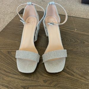 Silver sparkle diva heels
